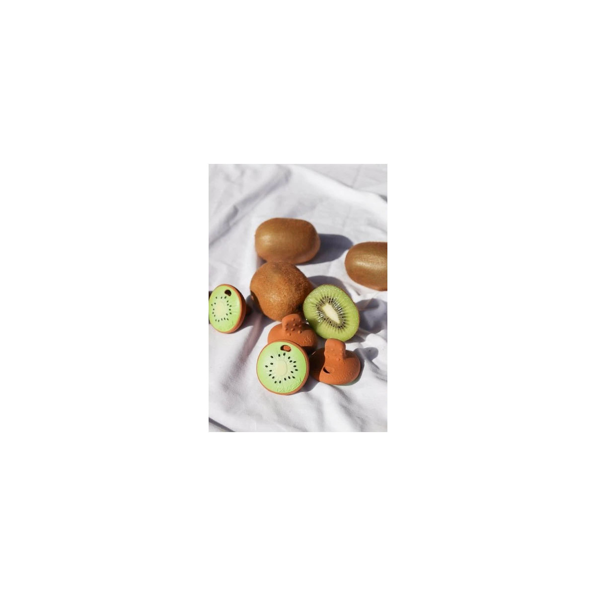 Oli & Carol Gryzak Mini Kiwi Jose Antonio the Kiwi | Pan Piksel