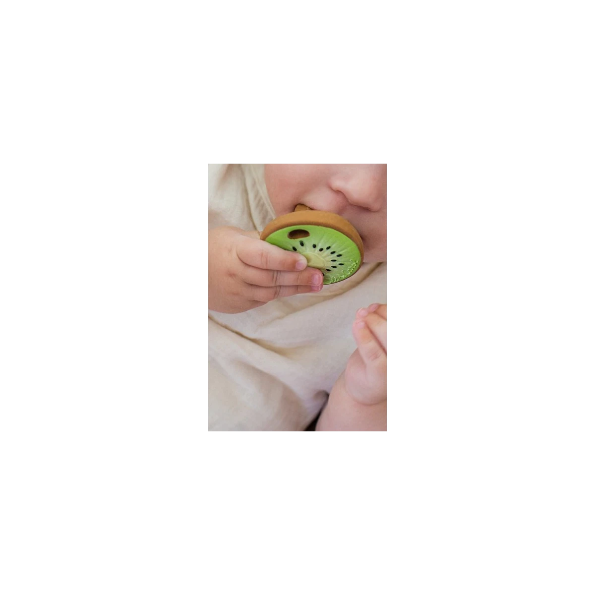 Oli & Carol Gryzak Mini Kiwi Jose Antonio the Kiwi | Pan Piksel
