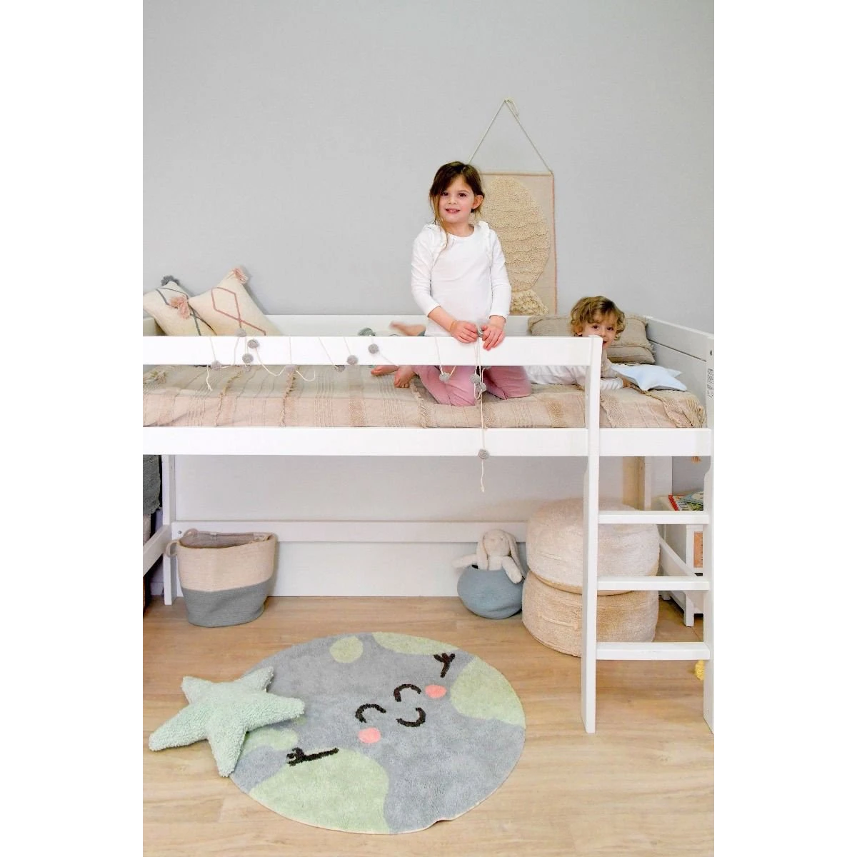 Dywan bawełniany Big Big World Mr Wonderful & Lorena Canals Ø100 cm | Pan Piksel