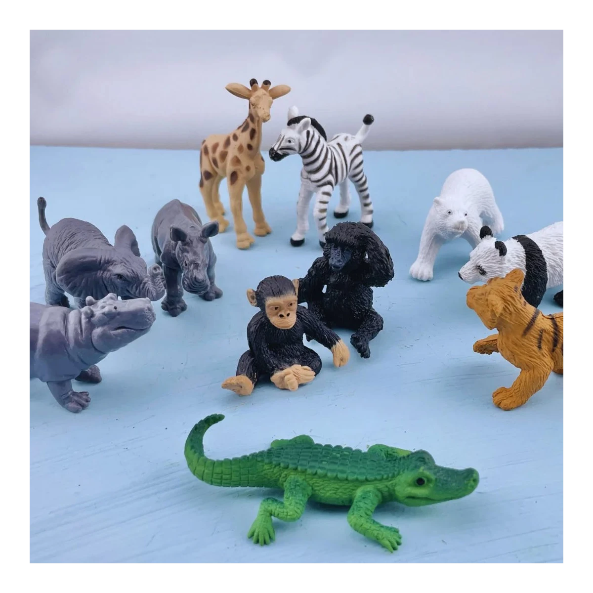 Małe Zwierzątka z Zoo. Zestaw Figurek w Tubie Safari Ltd. | Pan Piksel