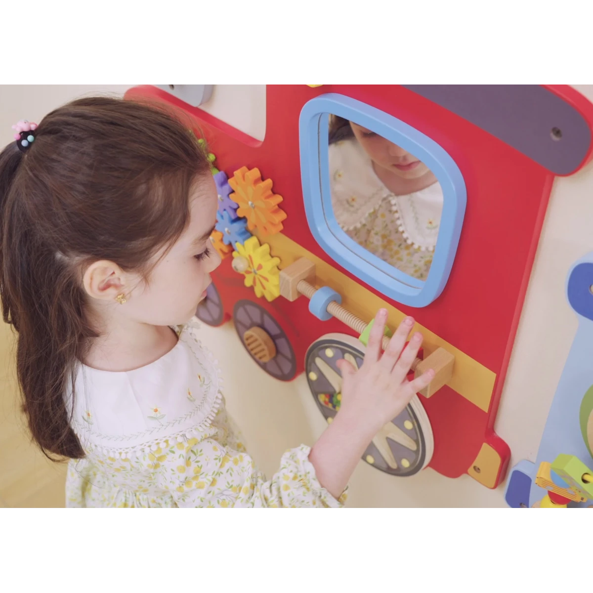 VIGA Drewniana Tablica Sensoryczna-Manipulacyjna EDU Pociąg | Pan Piksel