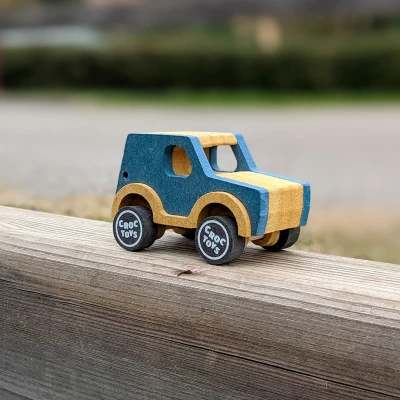CROC TOYS DIY Drewniany pojazd: jeep | Pan Piksel