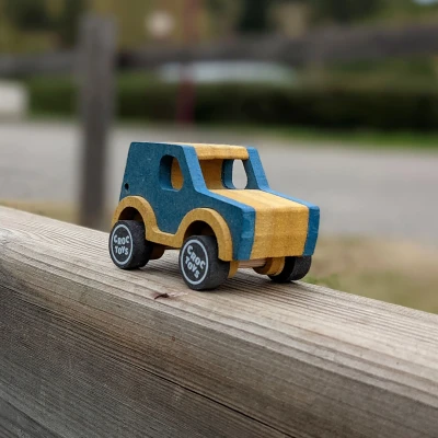 CROC TOYS DIY Drewniany pojazd: jeep | Pan Piksel