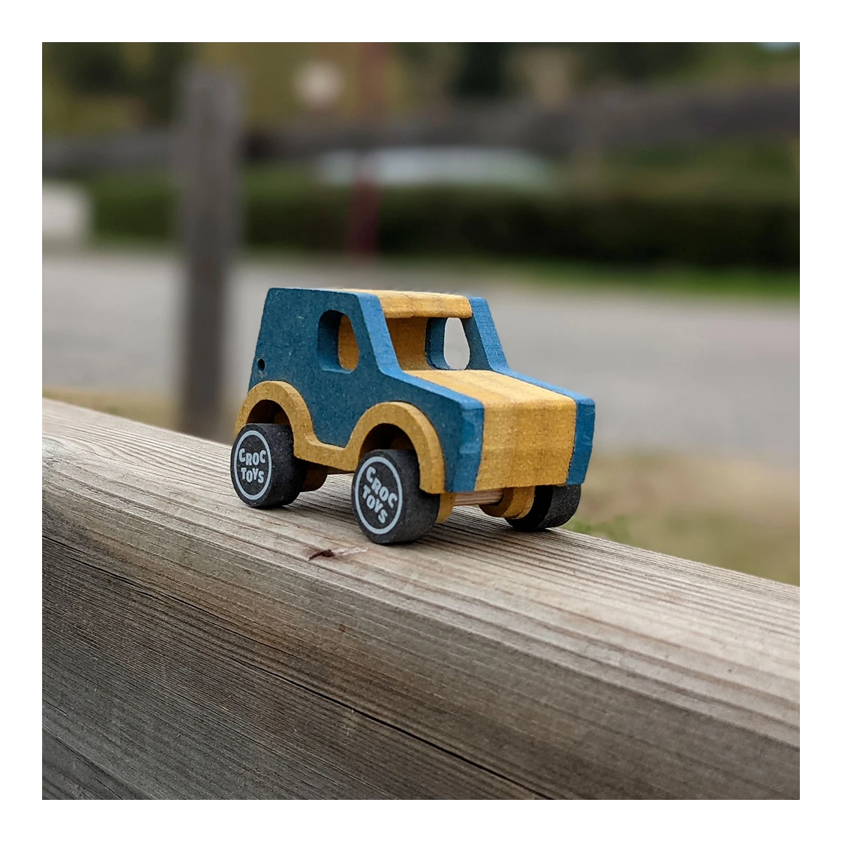 CROC TOYS DIY Drewniany pojazd: jeep | Pan Piksel