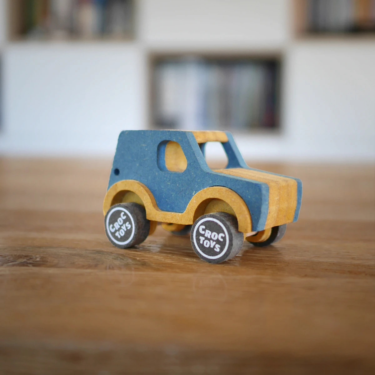 CROC TOYS DIY Drewniany pojazd: jeep | Pan Piksel