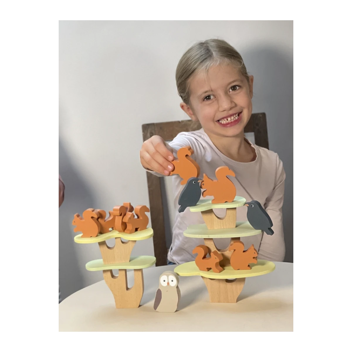 EGMONT TOYS Drewniana gra zręcznościowa balansujące wiewiórki | Pan Piksel