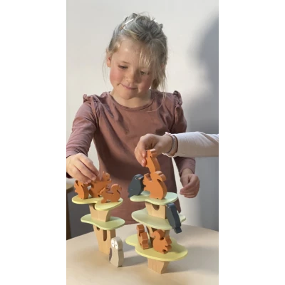 EGMONT TOYS Drewniana gra zręcznościowa balansujące wiewiórki | Pan Piksel
