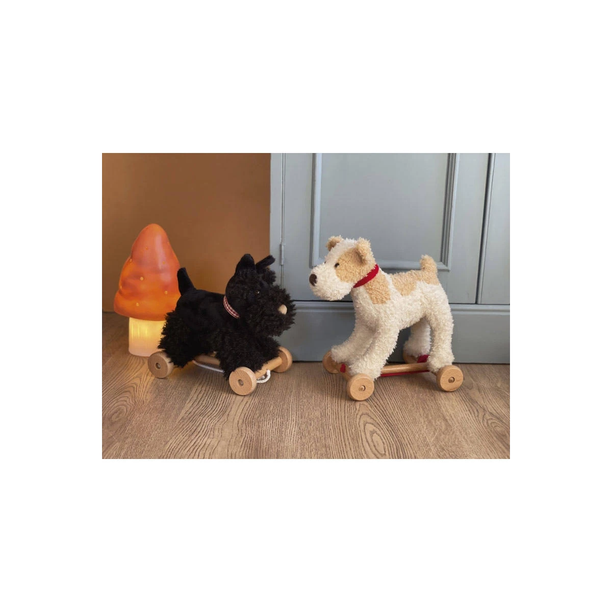 EGMONT TOYS Pluszowy niedźwiadek Raoul do ciągnięcia | Pan Piksel
