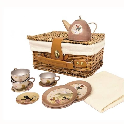 EGMONT TOYS Zestaw herbaciany w wiklinowym koszu Muzykanci z Bremy | Pan Piksel