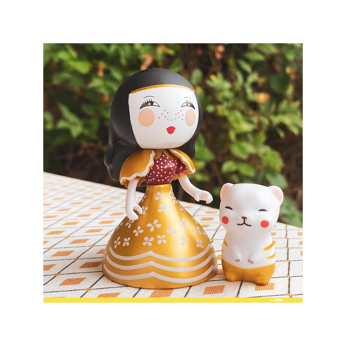 DJECO Figurka księżniczki MONA & MOON | Pan Piksel