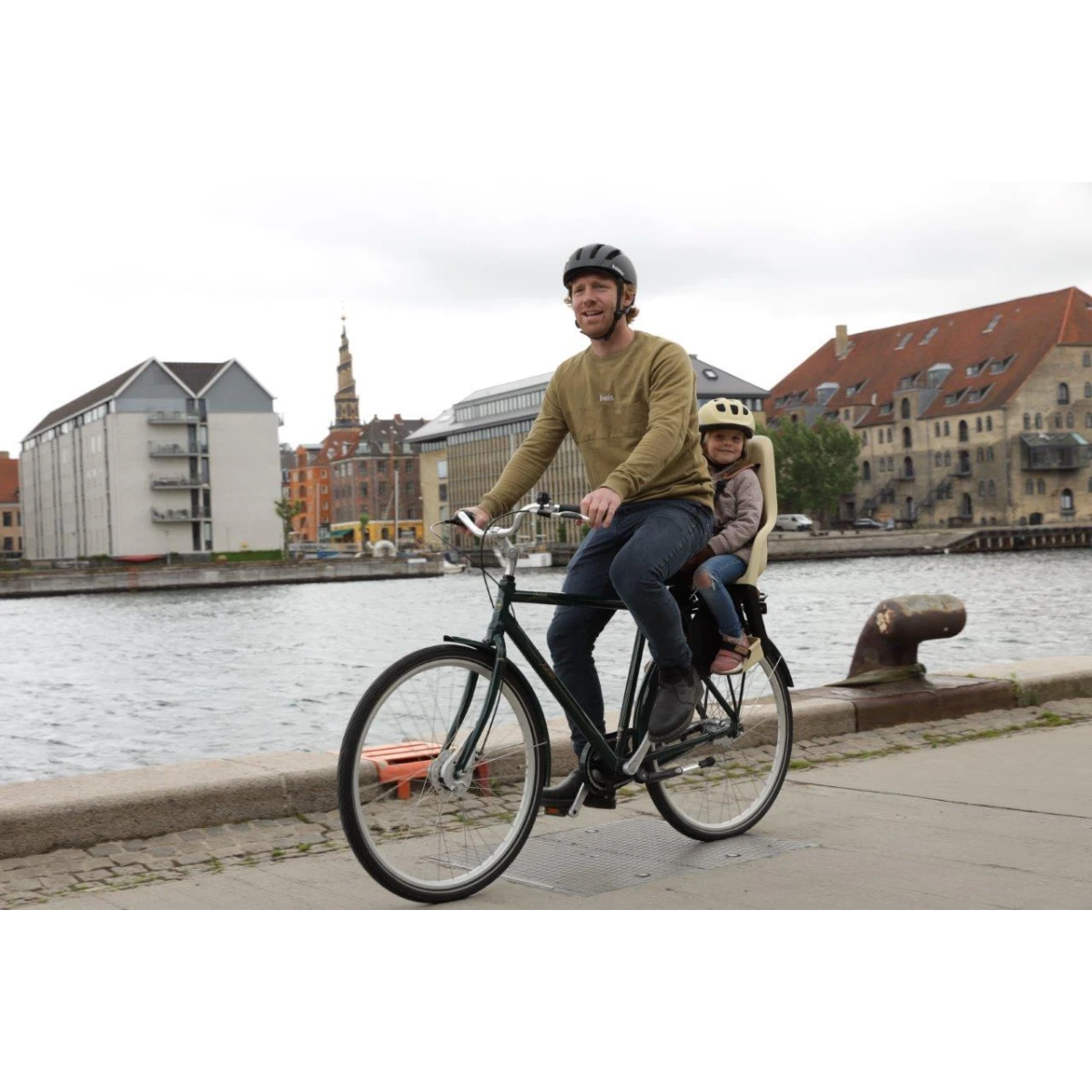 POLISPORT PLASTICOS SA Fotelik rowerowy MINIA 1P na ramę FF Moon Yellow | Pan Piksel
