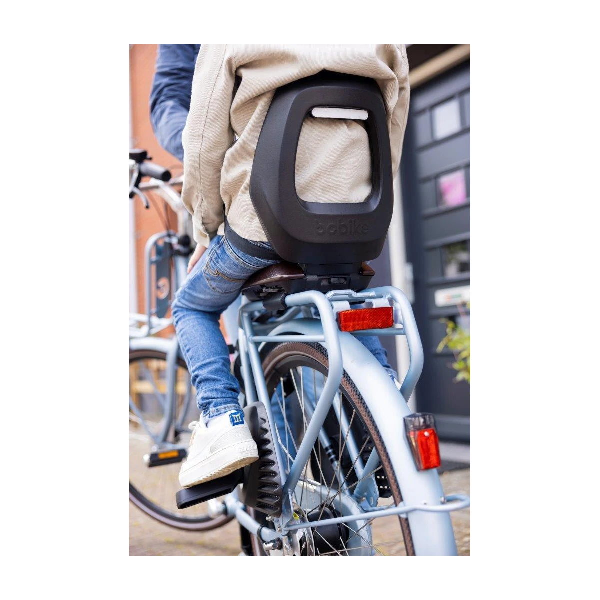 BOBIKE Fotelik rowerowy Junior ONE black/dark grey | Pan Piksel