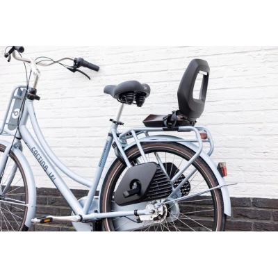 Fotelik Junior ONE Bobike black/dark brown | Pan Piksel