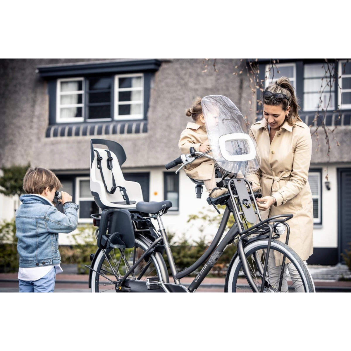 Fotelik rowerowy GO na bagażnik Bobike | Pan Piksel
