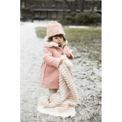 Elodie Details Czapka zimowa Furry Knit Powder Pink | Pan Piksel