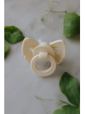 Elodie Details smoczek silikonowy Binky Bow 0-6m oat white | Pan Piksel