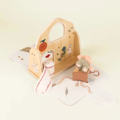 EGMONT TOYS Mini przyjaciele Gabinet Lekarski | Pan Piksel