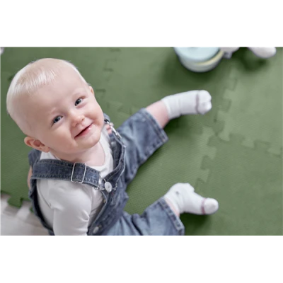 Baby Dan – mata piankowa do zabawy soft green | Pan Piksel