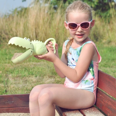 WOOPIE GREEN Krokodyl Łopatka Zbierak do Piasku i Wody Zielona BIODEGRADOWALNY ORGANICZNY MATERIAŁ | Pan Piksel