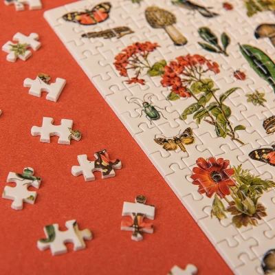 LONDJI Puzzle mikro menzurka Red Biodiversity | Pan Piksel