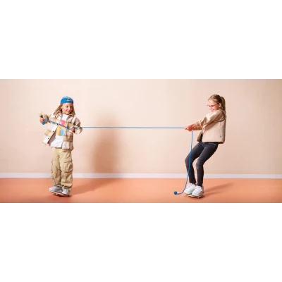 BS Toys Przeciąganie liny na równoważni gra dla dwóch osób | Pan Piksel