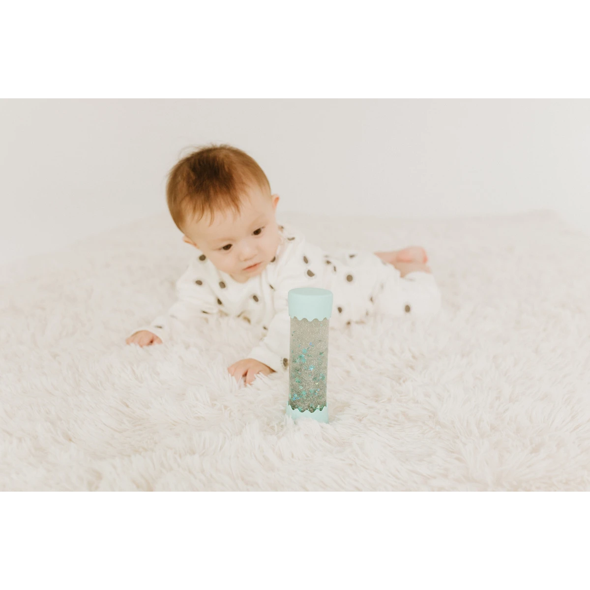 JELLYSTONE DESIGNS Jellystone Sensoryczna butelka dla niemowląt SOFT MINT 0+ wyciszająca przepływowa zamknięta | Pan Piksel