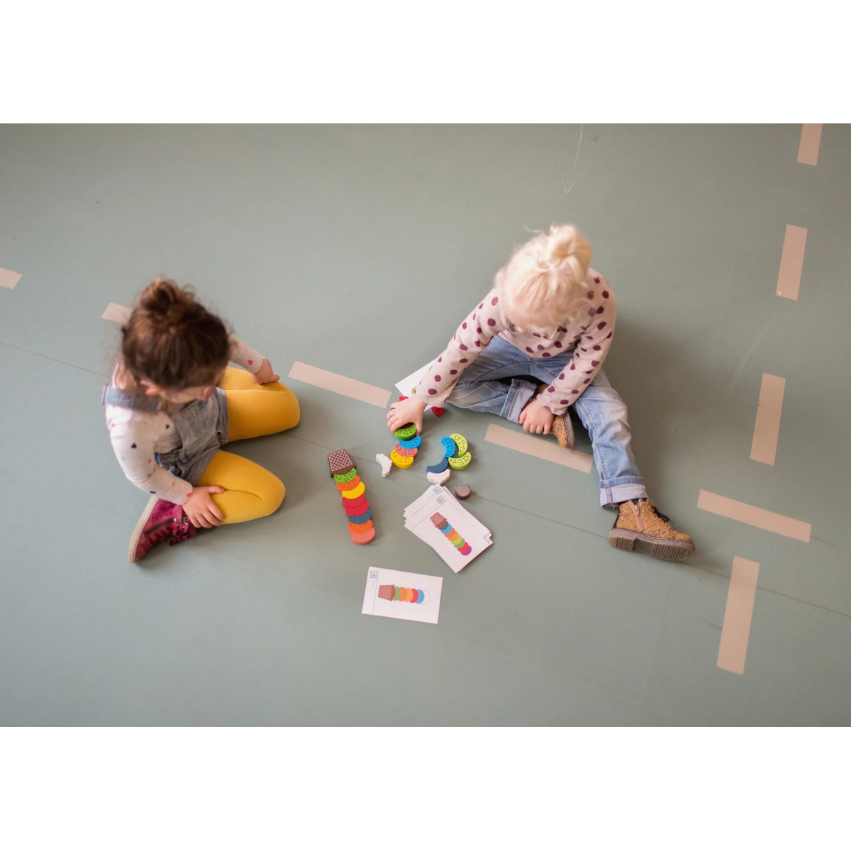 BS Toys Drewniana zabawka Lody – nauka kolorów i koordynacji 4+ | Pan Piksel