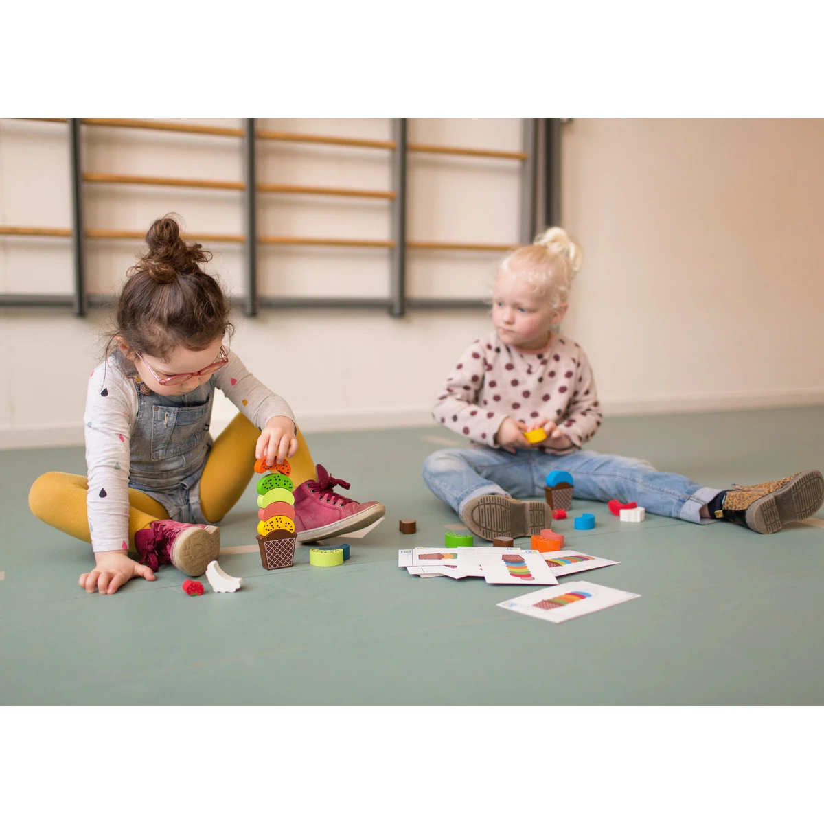 BS Toys Drewniana zabawka Lody – nauka kolorów i koordynacji 4+ | Pan Piksel