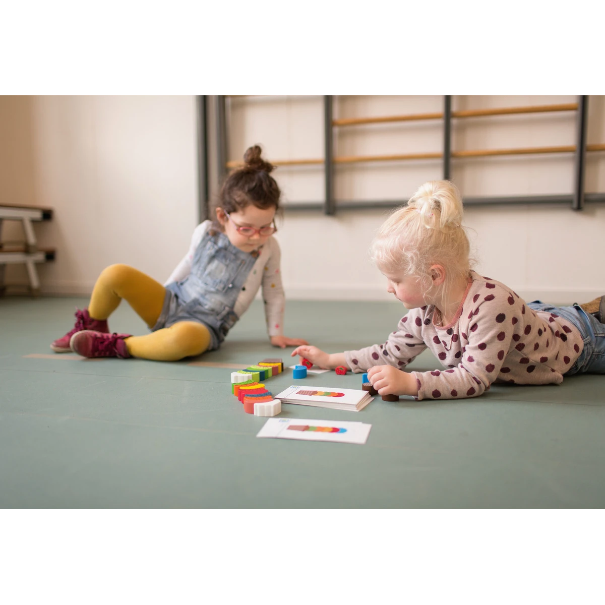 BS Toys Drewniana zabawka Lody – nauka kolorów i koordynacji 4+ | Pan Piksel