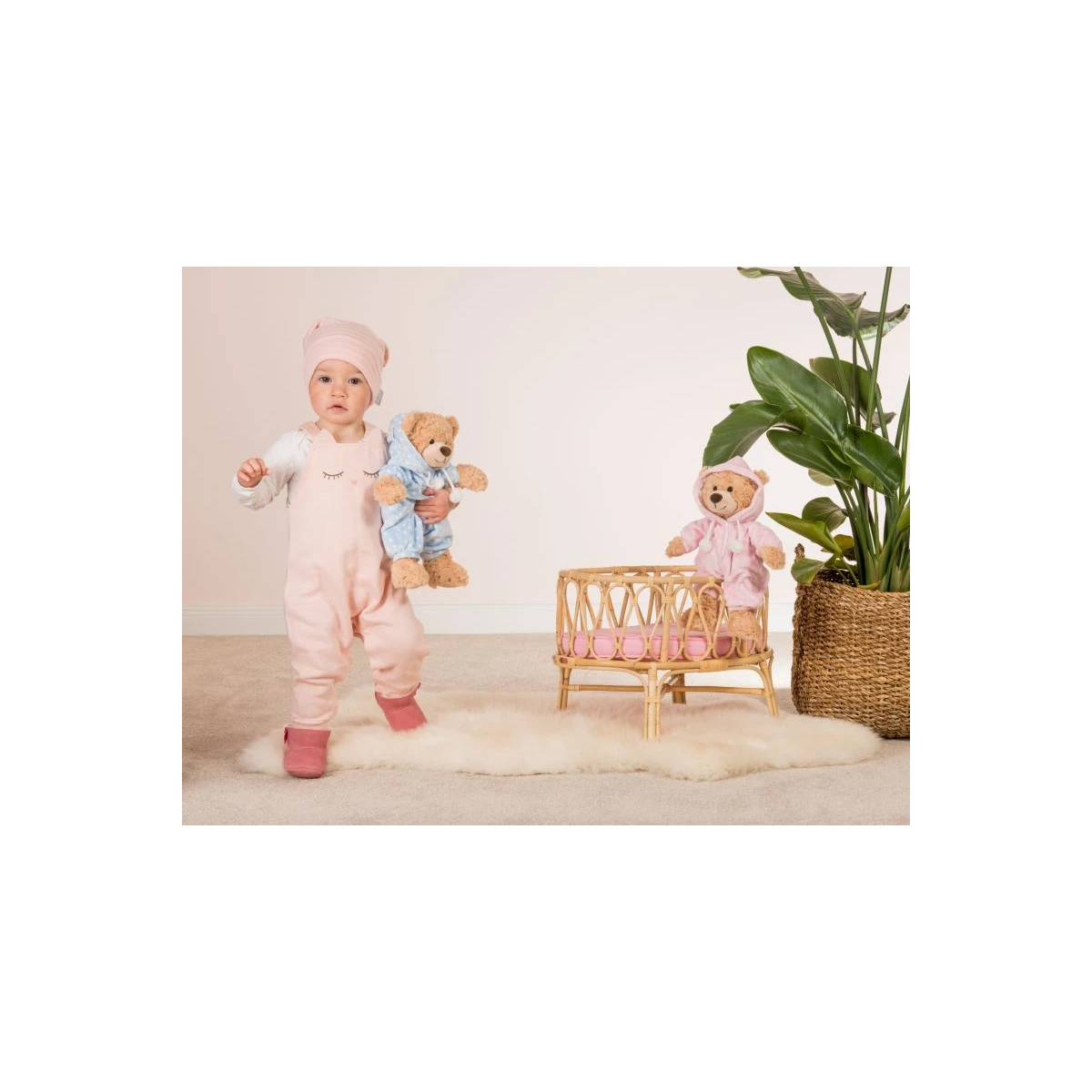 TEDDY HERMANN Maskotka miś pluszowy 30 cm w różowej piżamie | Pan Piksel