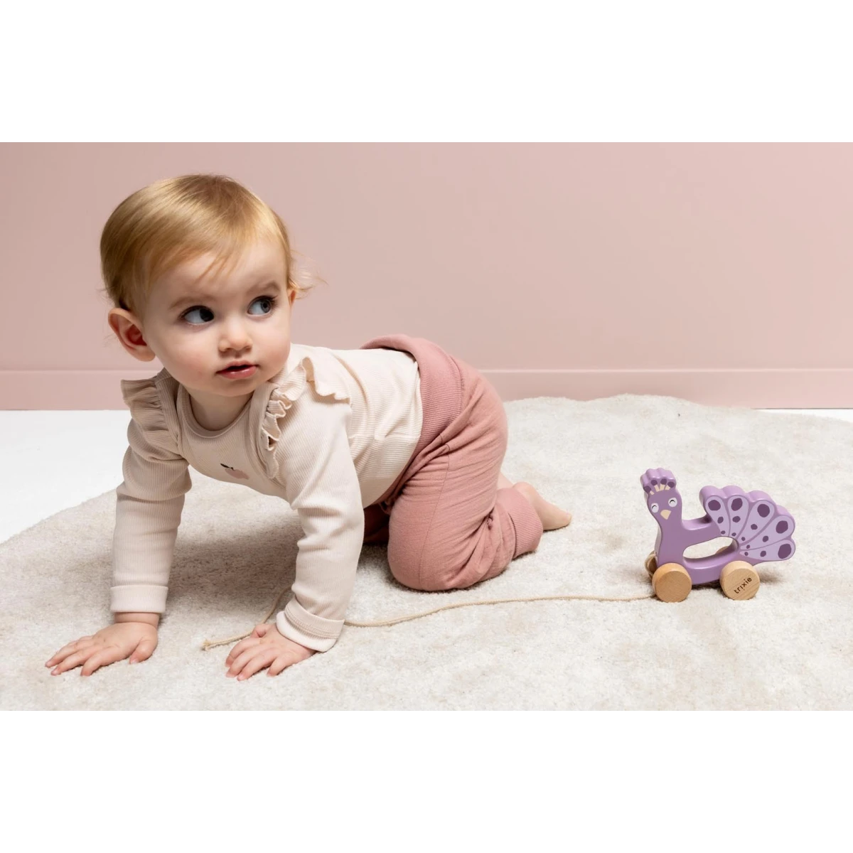 TRIXIE Drewniana zabawka do ciągnięcia Paw Baby | Pan Piksel
