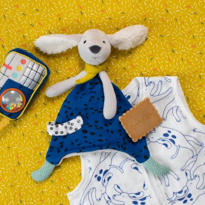 MOULIN ROTY Gryzak w kształcie herbatnika PUCE & PILOU | Pan Piksel