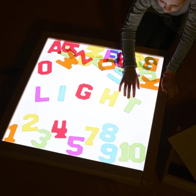 MASTERKIDZ Panel Skrzynia LED Sensoryczna + Zestaw Akcesoriów | Pan Piksel