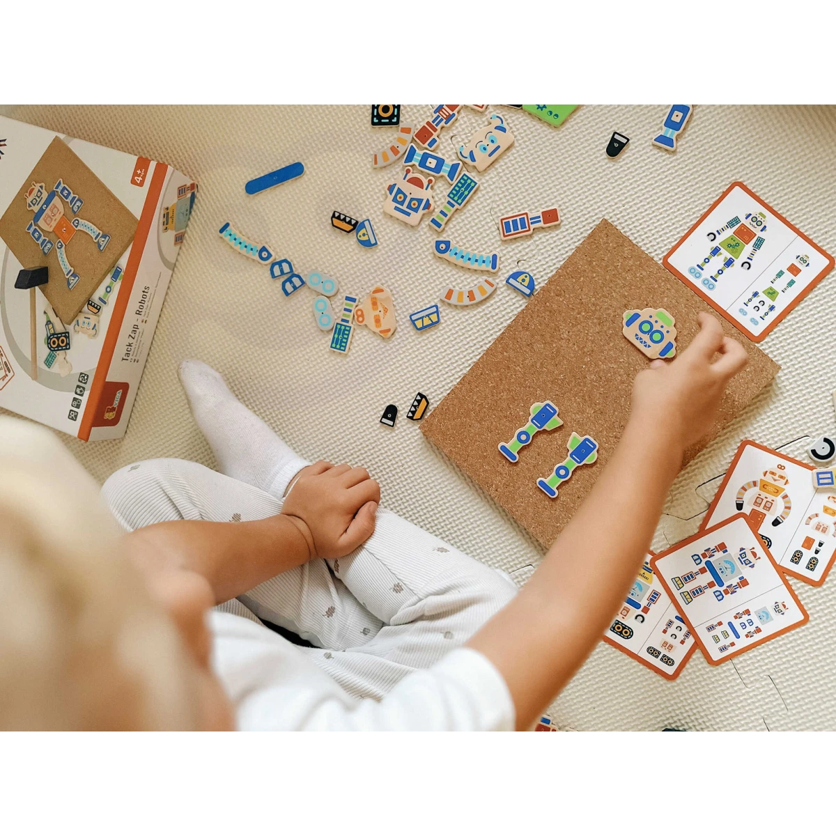 VIGA Drewniana Przybijanka Roboty 45 elementów Montessori | Pan Piksel