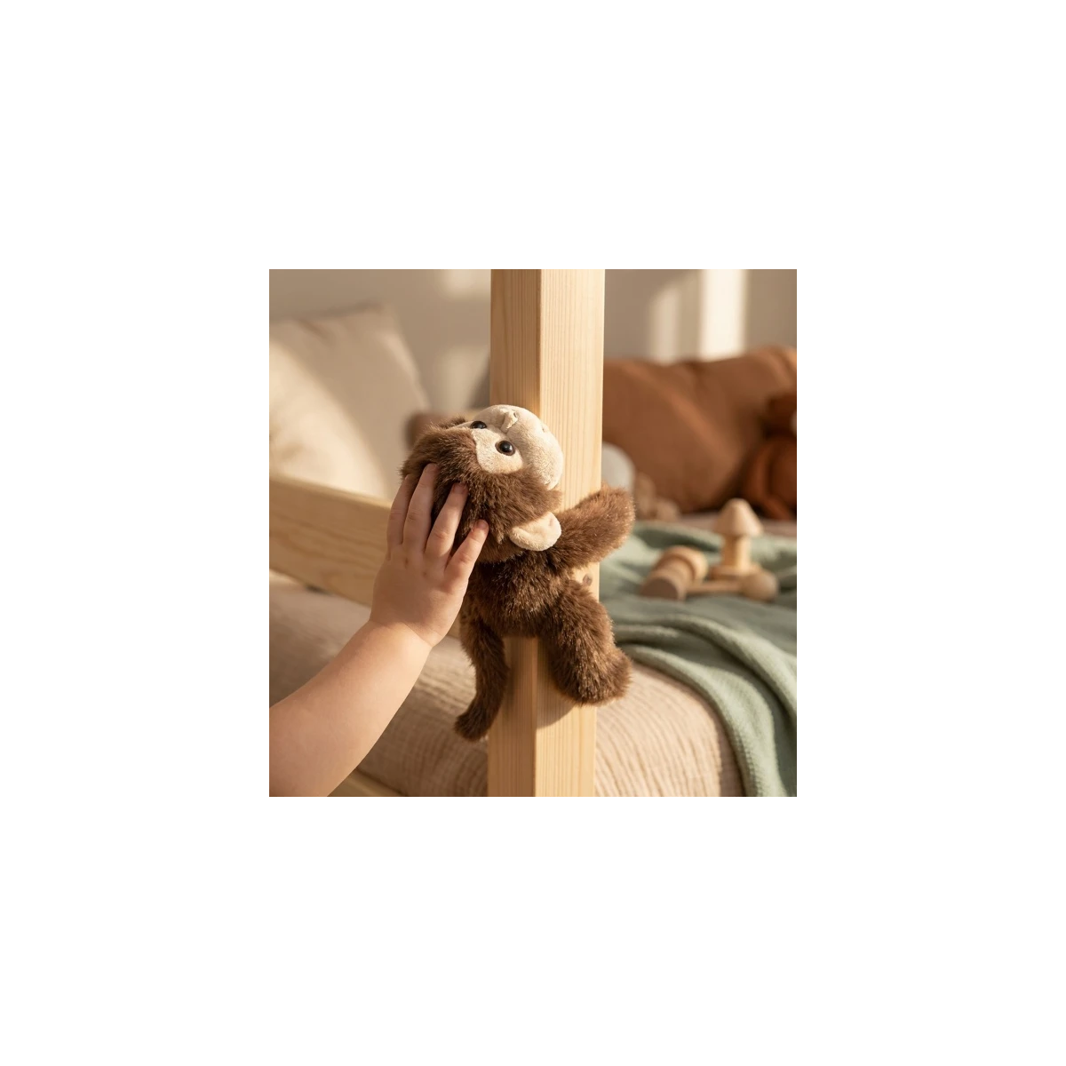 DOUDOU ET COMPAGNIE DOUDOU pluszowa bransoletka slap małpa Podcoll Histoire d'Ours brązowy