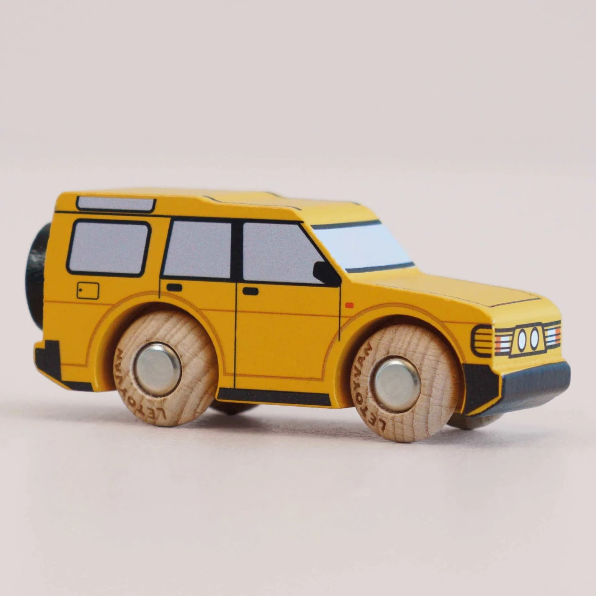 LE TOY VAN Samochodzik Riley