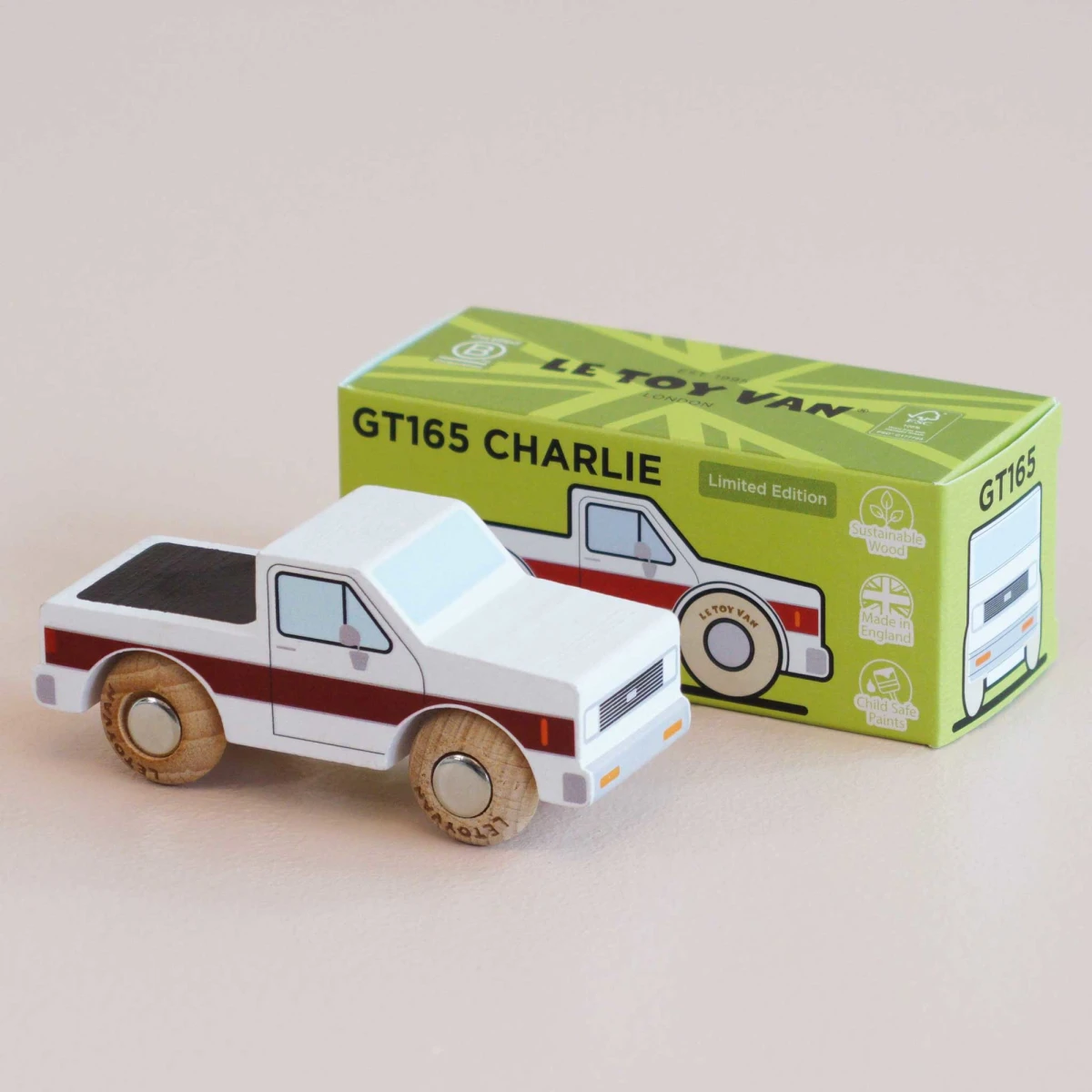 LE TOY VAN Samochodzik Charlie