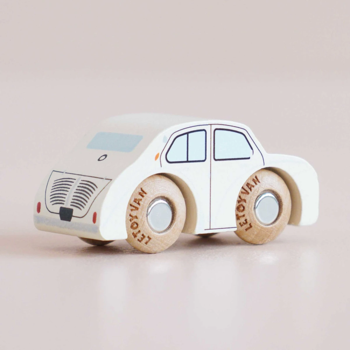 LE TOY VAN Samochodzik Rene