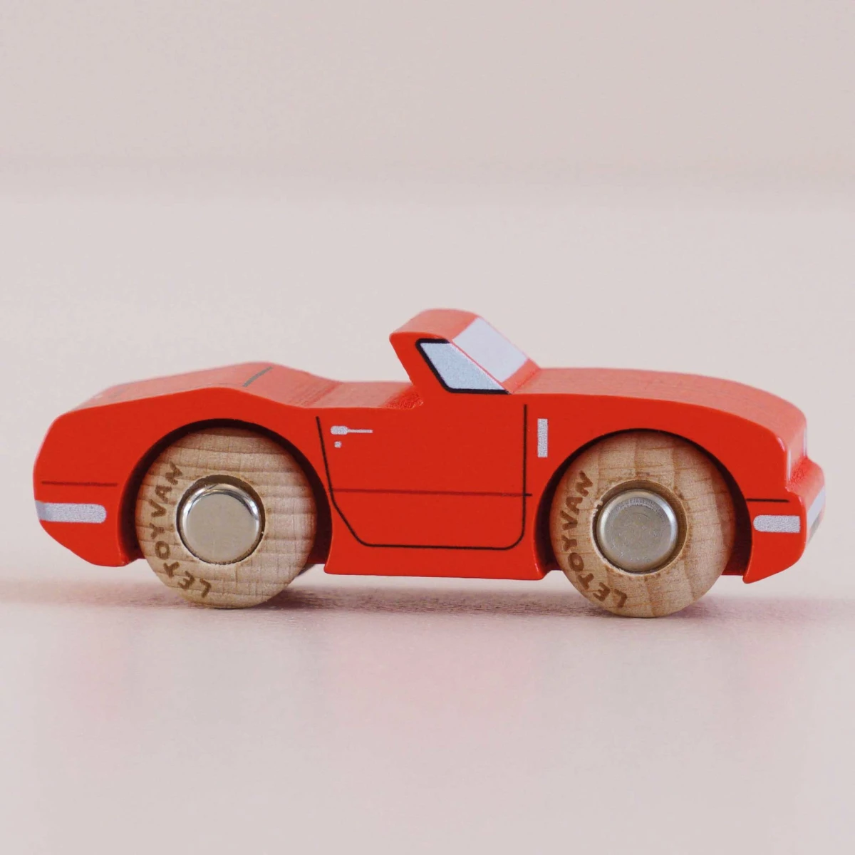 LE TOY VAN Samochodzik Marc