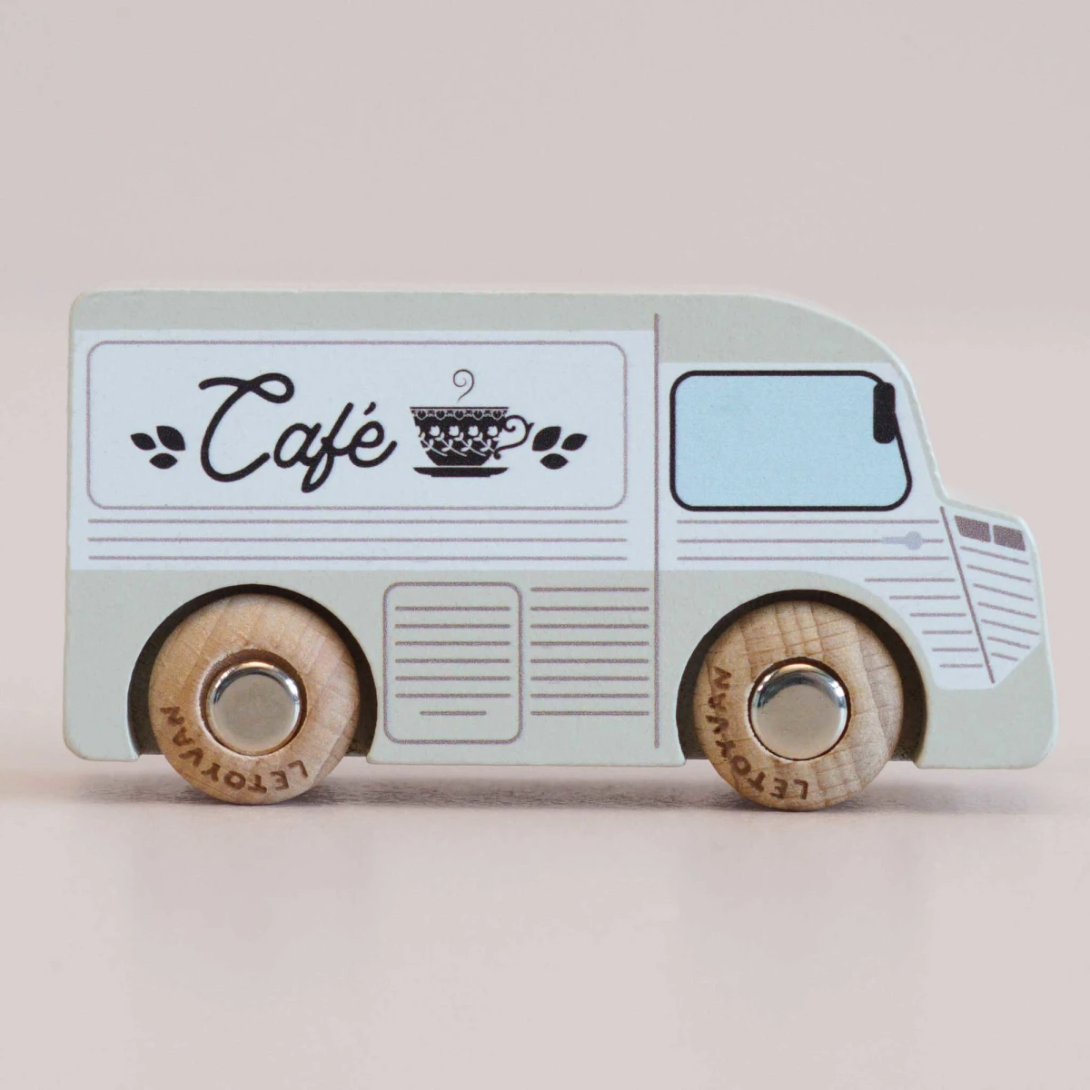 LE TOY VAN Samochodzik Coco