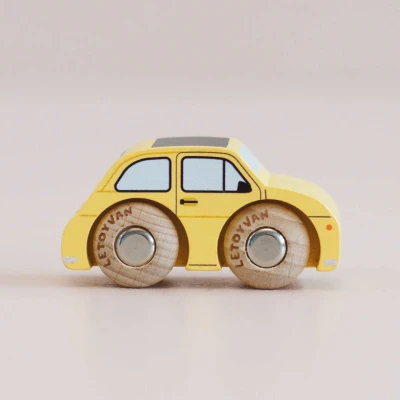 LE TOY VAN Samochodzik Fifi