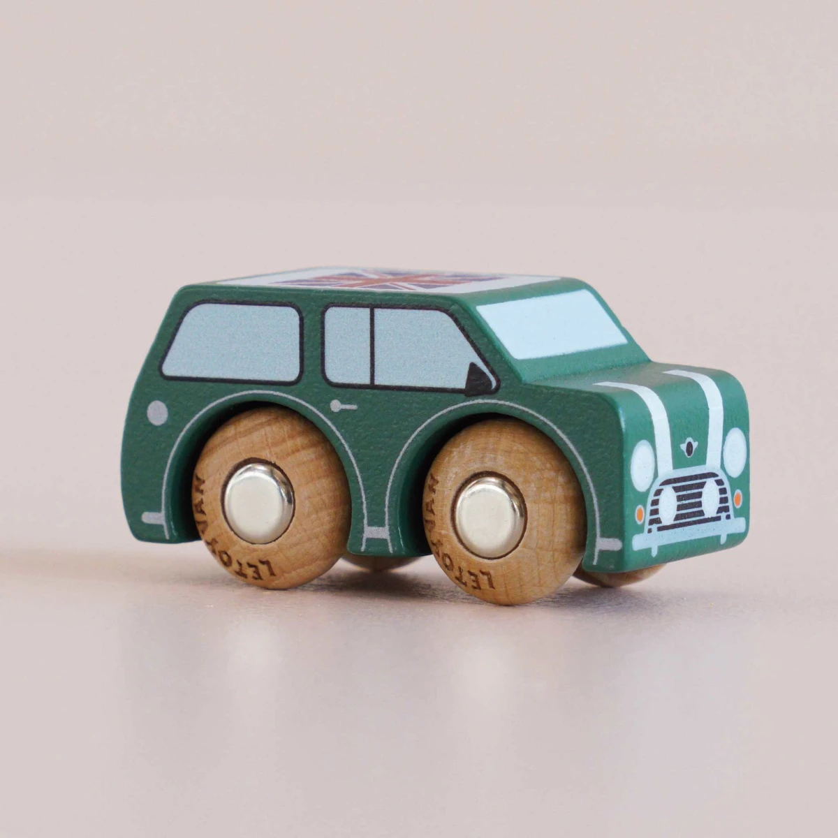 LE TOY VAN Samochodzik Molly