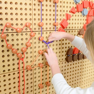 MASTERKIDZ Zestaw Kołeczki i Sznurki - Do Tablicy Naukowo-Kreatywnej STEM | Pan Piksel