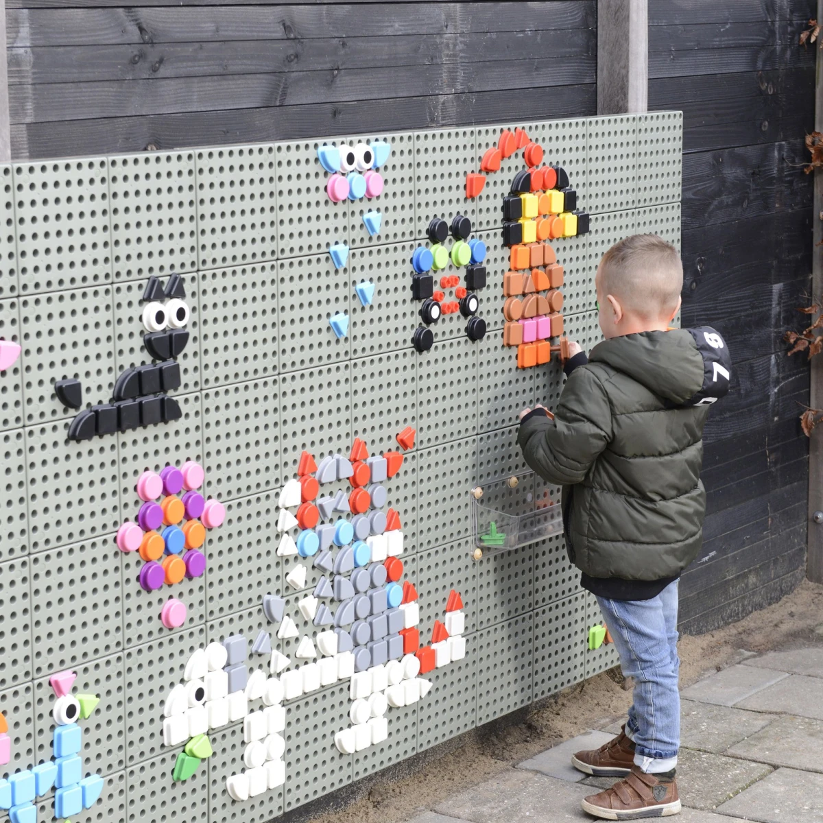 MASTERKIDZ Zestaw Kołeczki w kształcie figur geometrycznych 64szt do tablic STEM | Pan Piksel