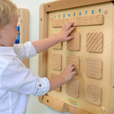 MASTERKIDZ Sensoryczna Tablica Ścienna Rozpoznawanie Faktury Powierzchni | Pan Piksel