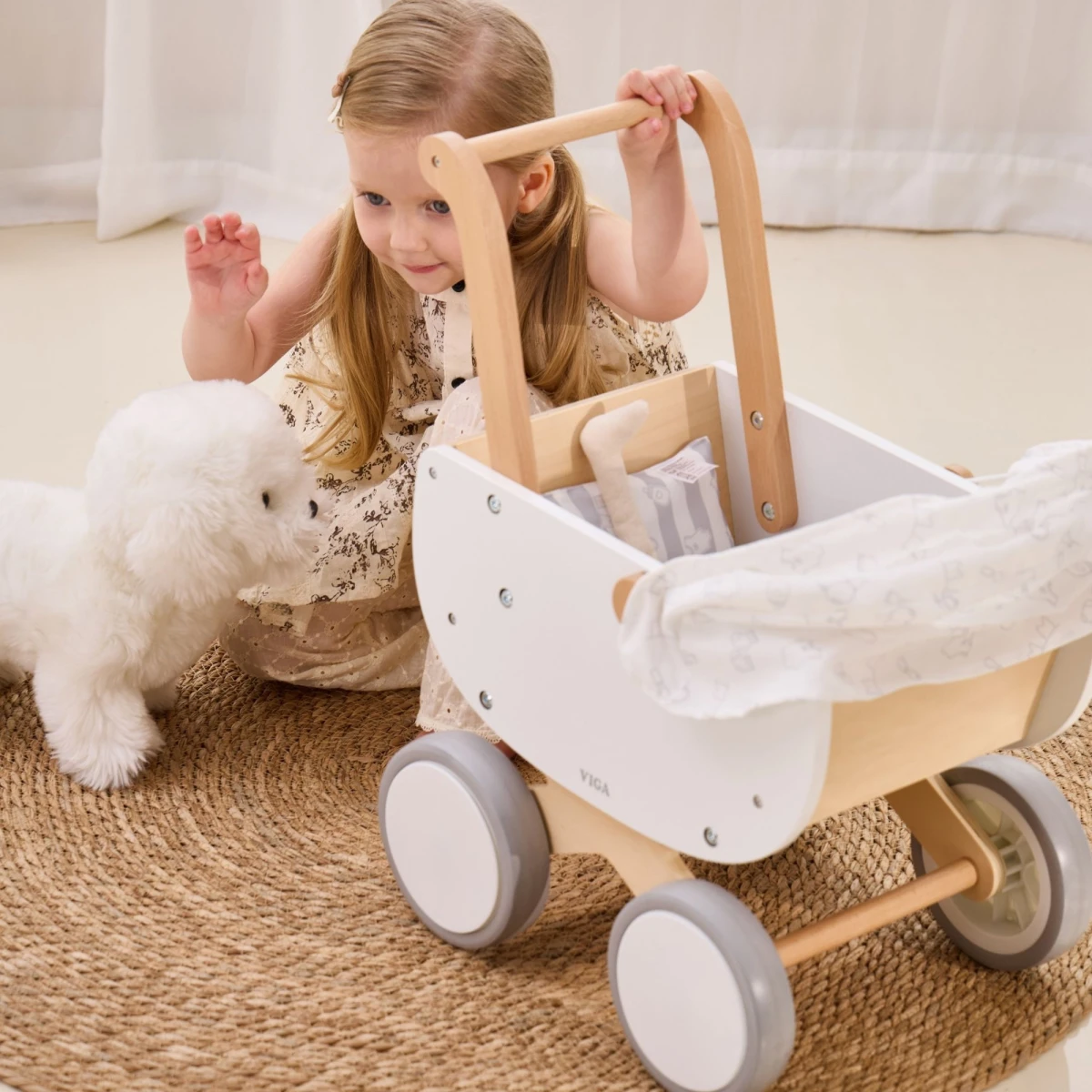 Wózek dla lalek White Doll Viga | Pan Piksel