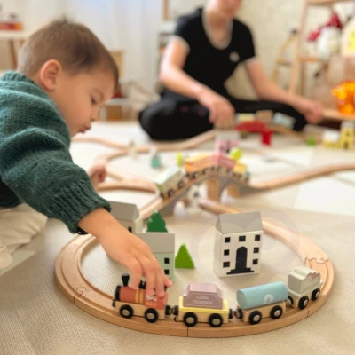 Tooky Toy Drewniane Pojazdy Wagoniki na Magnes | Pan Piksel