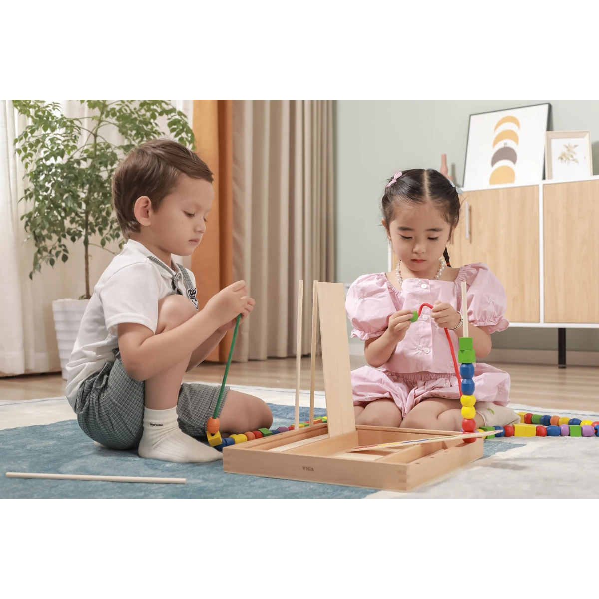 VIGA Drewniana Gra edukacyjna Logiczne koraliki  104 elementy Montessori | Pan Piksel
