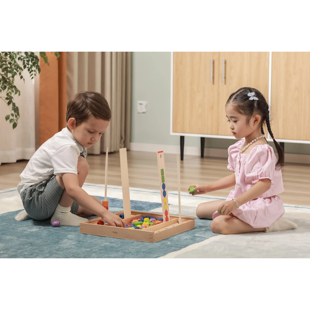 VIGA Drewniana Gra edukacyjna Logiczne koraliki  104 elementy Montessori | Pan Piksel