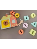 CLASSIC WORLD Drewniana Przeplatanka Klocki do Nawlekania Klucze i Drzwi MONTESSORI 11 el. | Pan Piksel